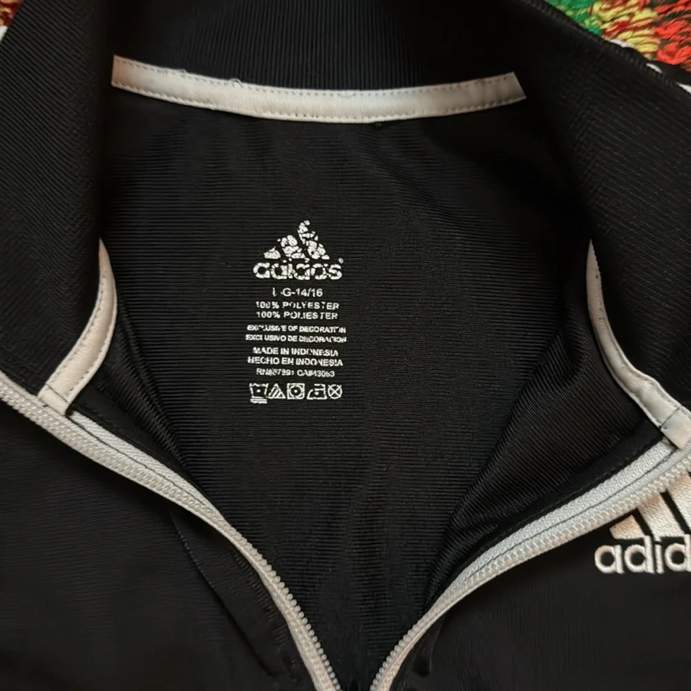 Adidas sweater - Picture 2 of 2